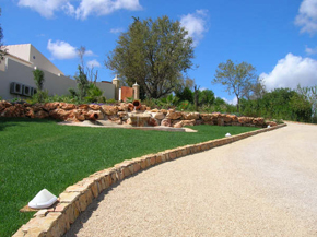 gravel driveway in portugal