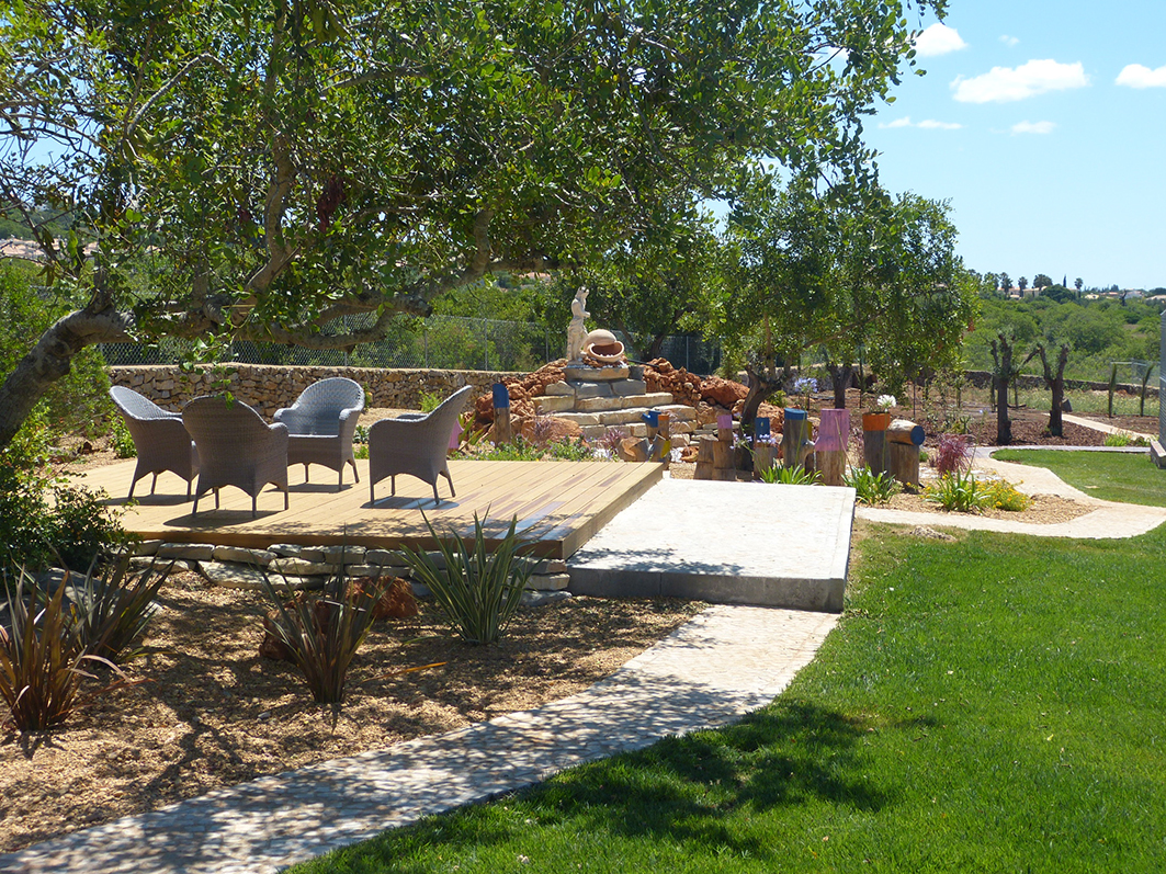 small garden in portugal