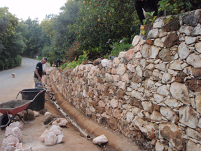 dry stone wall construction